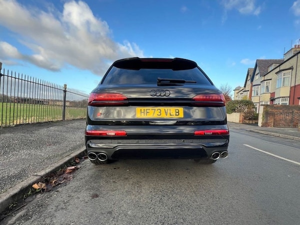 Used Audi SQ7 2023 for sale - 76009299: Photo 9