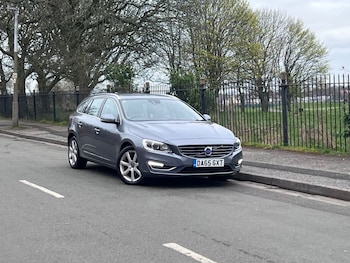 Used Volvo V60 2015 for sale - 78863291: Photo