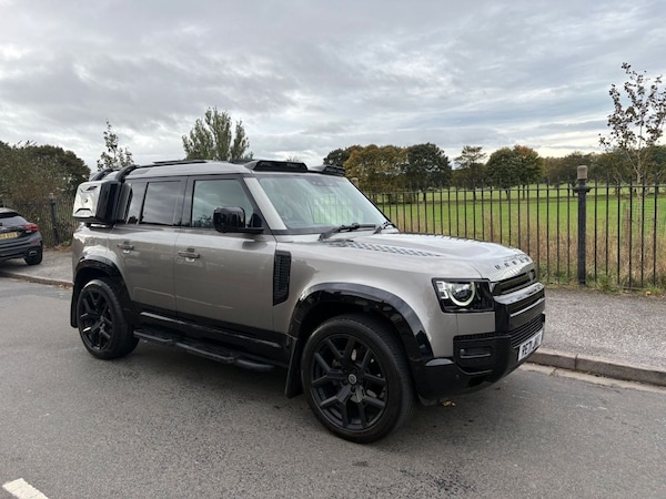 Used Land Rover Defender 2021 for sale - 74638526: Photo 1