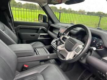 Used Land Rover Defender 2021 for sale - 74638526: Photo