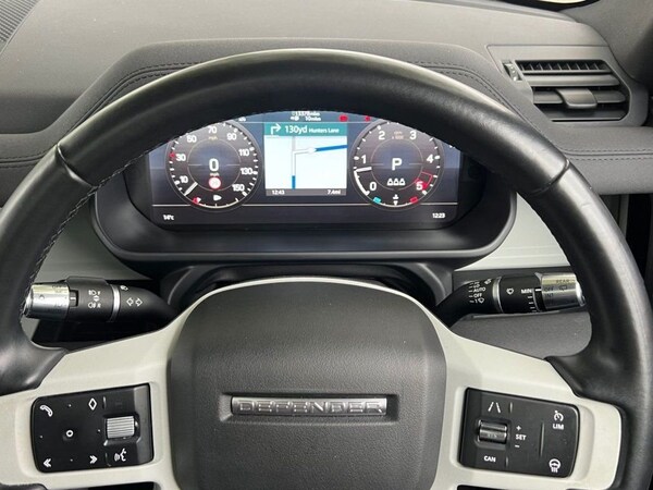 Used Land Rover Defender 2021 for sale - 74638526: Photo 35