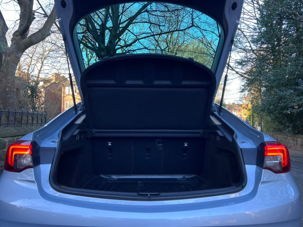 Used Vauxhall Insignia 2017 for sale - 77199796: Photo 12