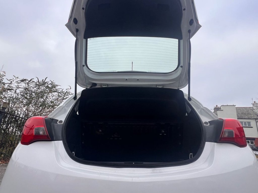 Used Vauxhall Corsa 2016 for sale - 76279540: Photo 13