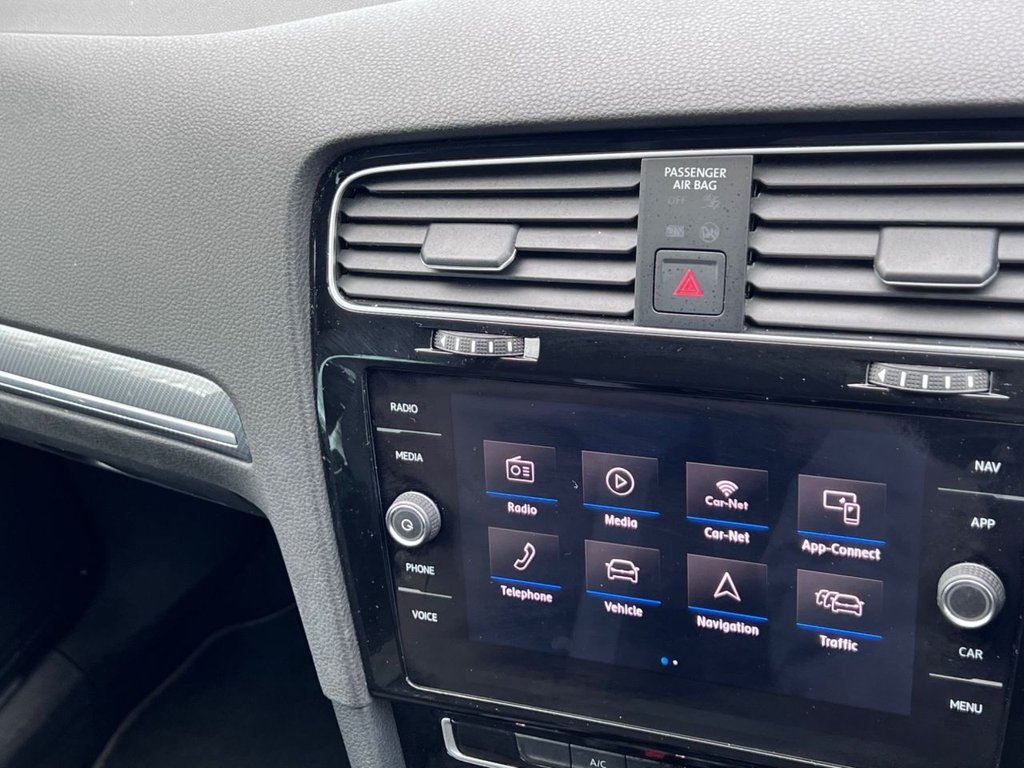 Used Volkswagen Golf 2018 for sale - 77879666: Photo 24