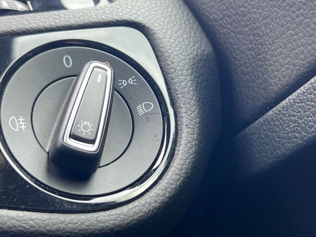 Used Volkswagen Golf 2018 for sale - 77879666: Photo 30