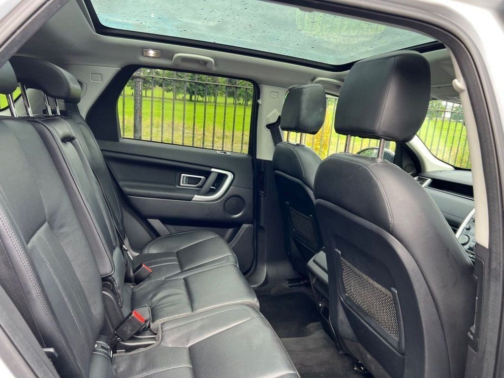 Used Land Rover Discovery Sport 2017 for sale - 76985795: Photo 13