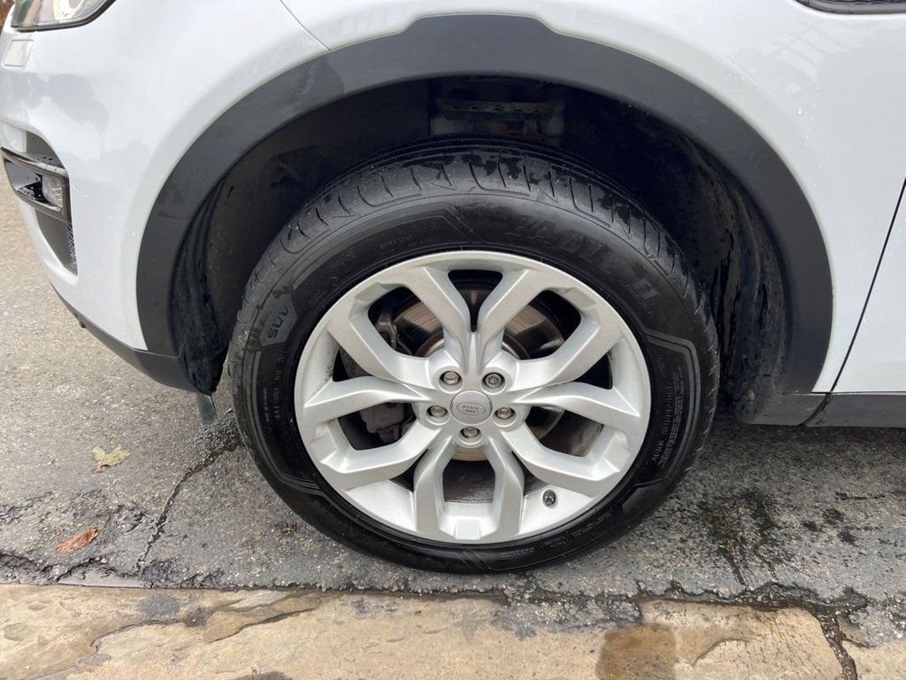 Used Land Rover Discovery Sport 2017 for sale - 76985795: Photo 17