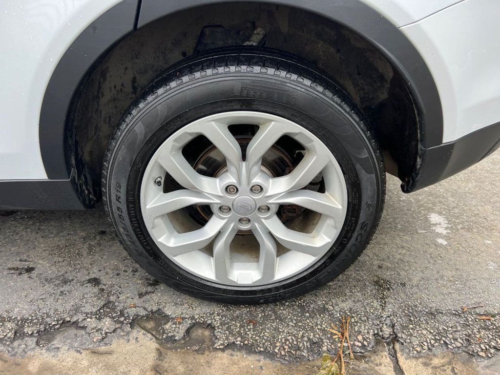 Used Land Rover Discovery Sport 2017 for sale - 76985795: Photo 18