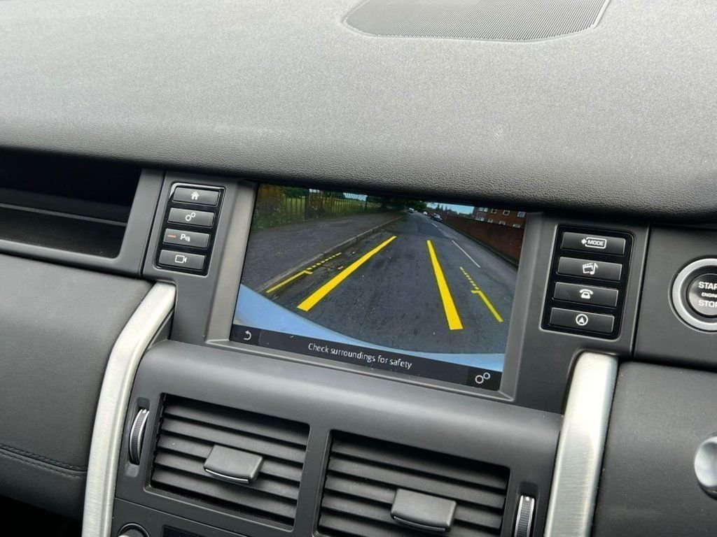 Used Land Rover Discovery Sport 2017 for sale - 76985795: Photo 24