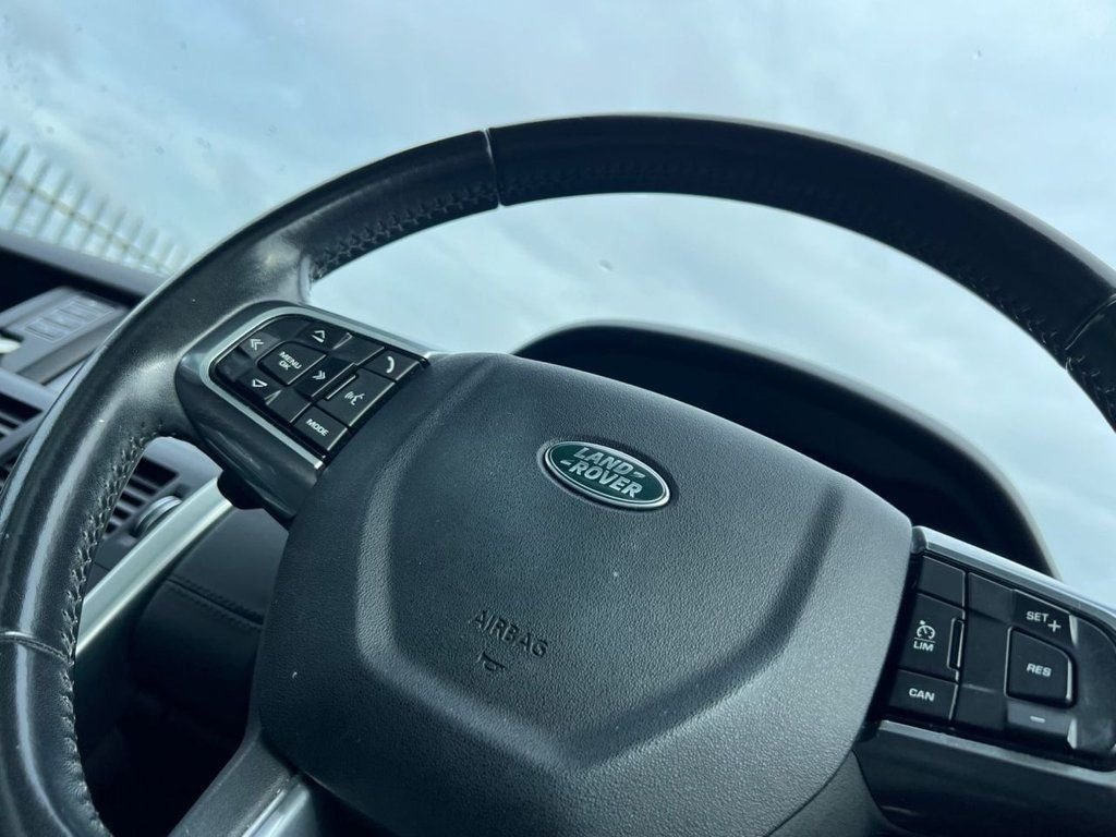 Used Land Rover Discovery Sport 2017 for sale - 76985795: Photo 32