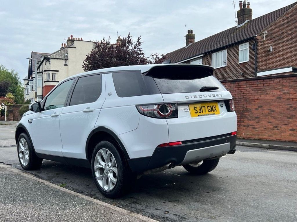 Used Land Rover Discovery Sport 2017 for sale - 76985795: Photo 9