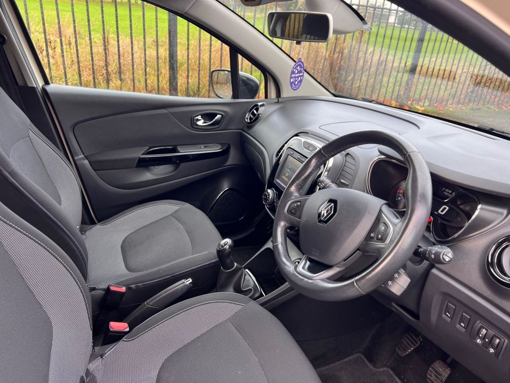 Used Renault Captur 2016 for sale - 76439096: Photo 2