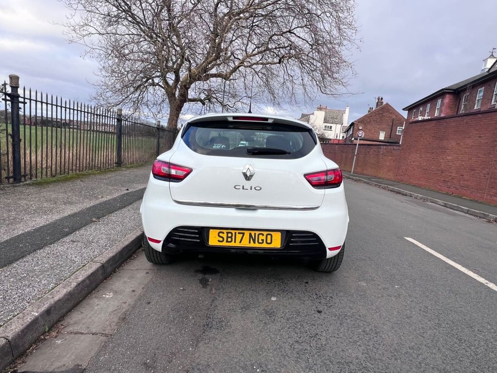Used Renault Clio 2017 for sale - 77089261: Photo 11