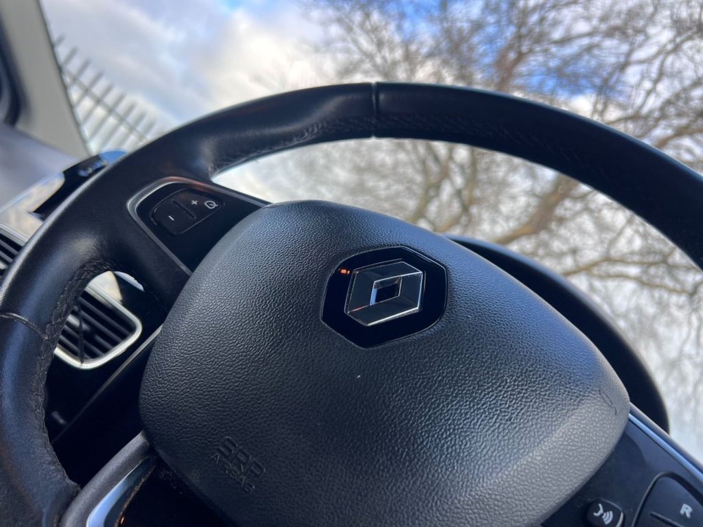 Used Renault Clio 2017 for sale - 77089261: Photo 21