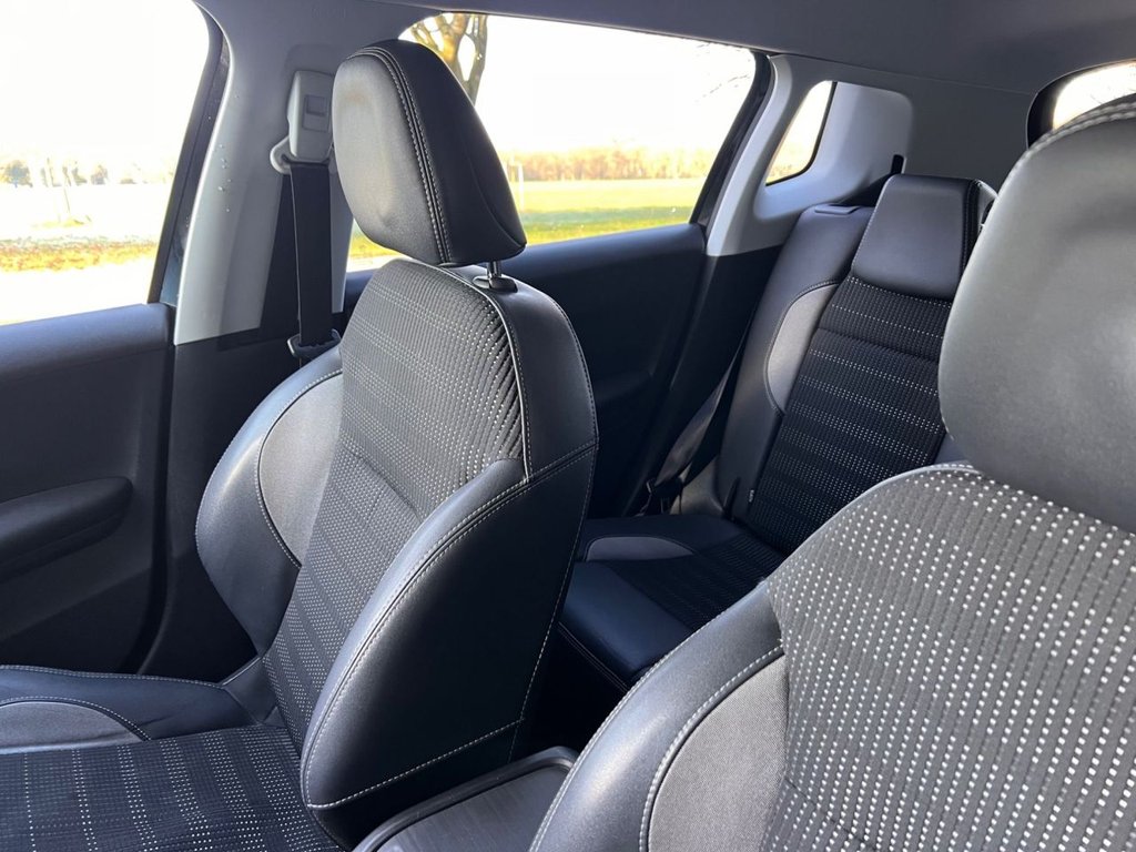Used Peugeot 2008 2014 for sale - 76654598: Photo 10