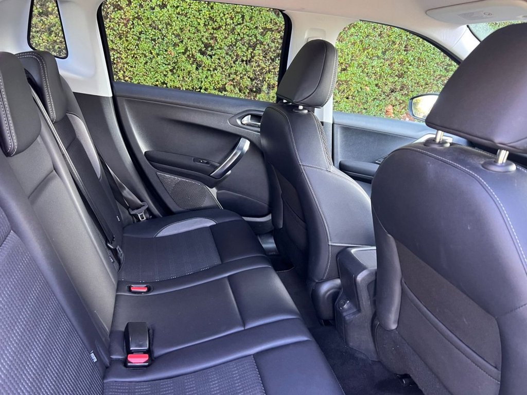 Used Peugeot 2008 2014 for sale - 76654598: Photo 11