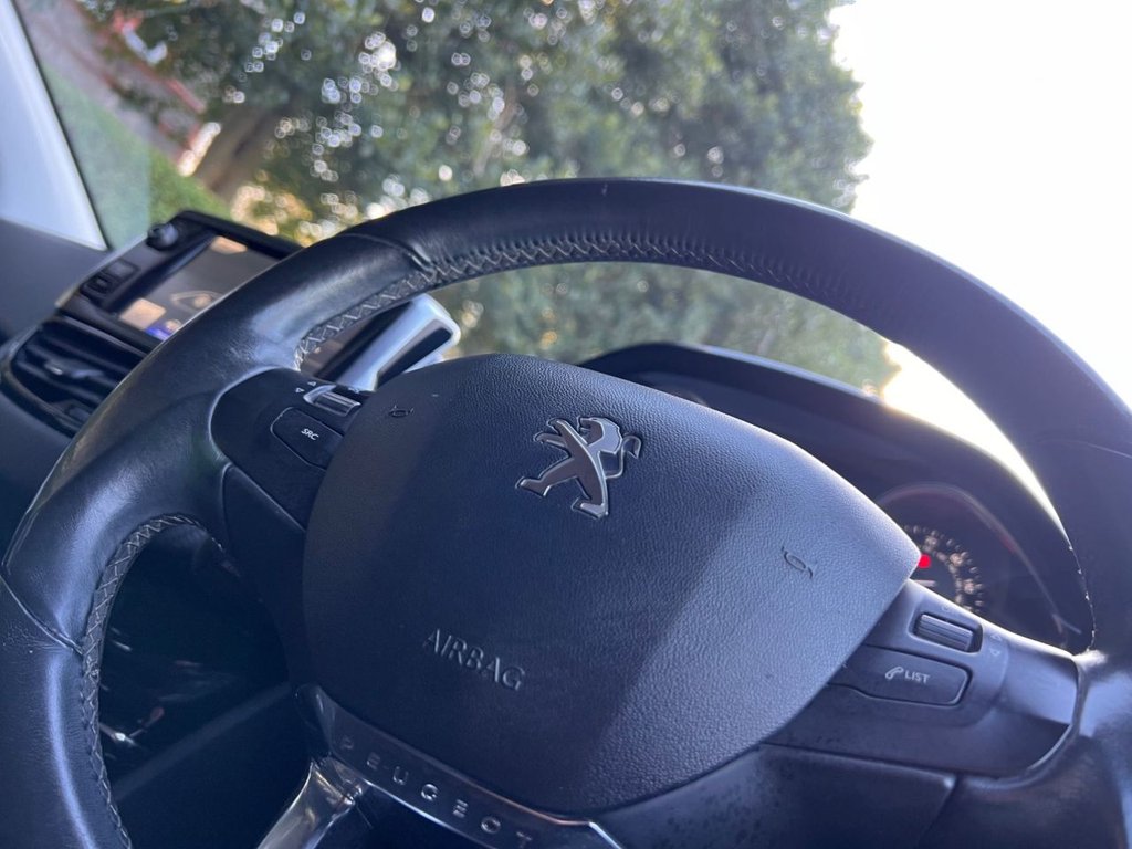 Used Peugeot 2008 2014 for sale - 76654598: Photo 20