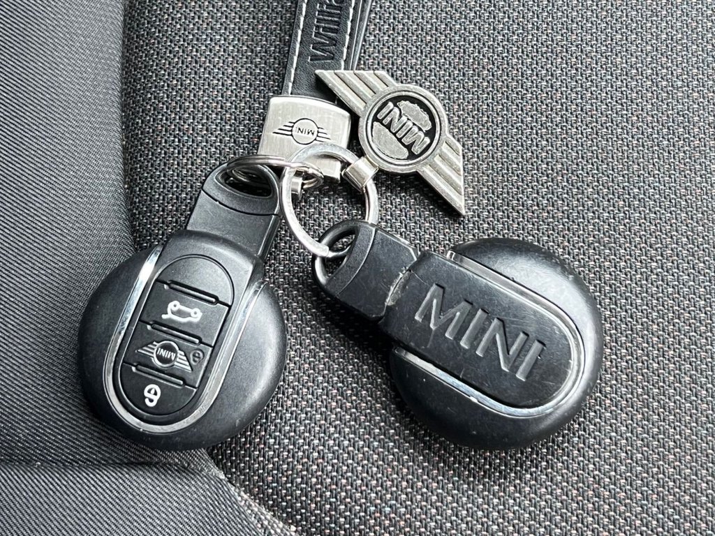 Used MINI Hatch 2019 for sale - 77879671: Photo 28