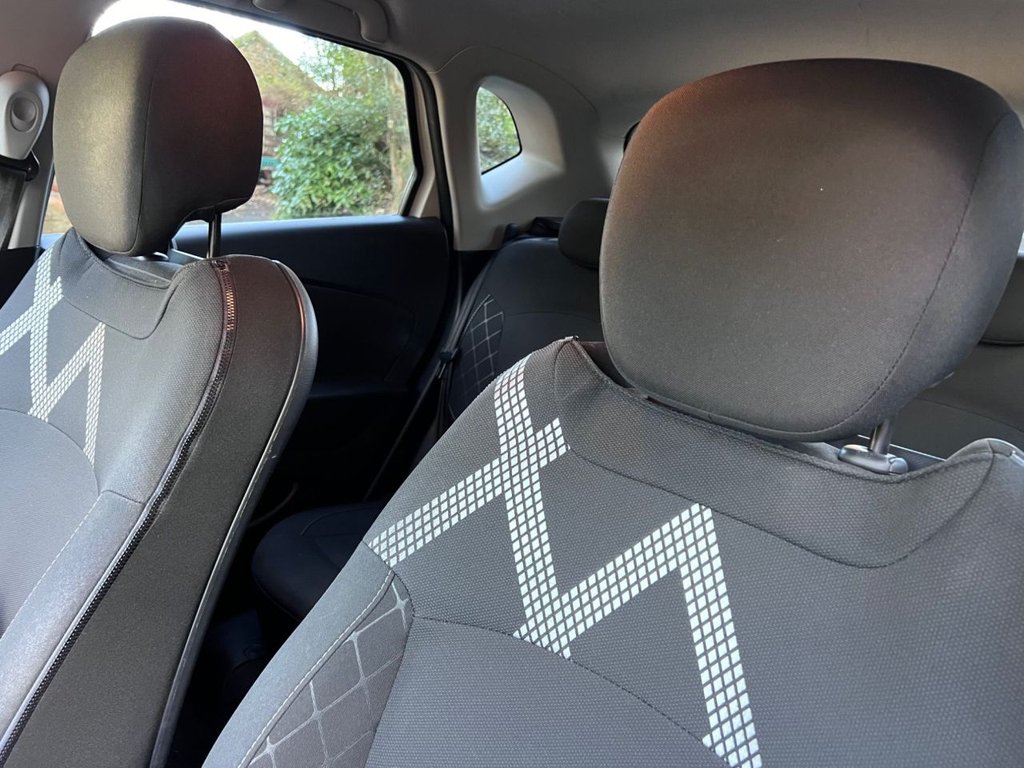 Used Renault Captur 2015 for sale - 77399875: Photo 10