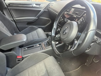 Used Volkswagen Golf 2018 for sale - 78839943: Photo