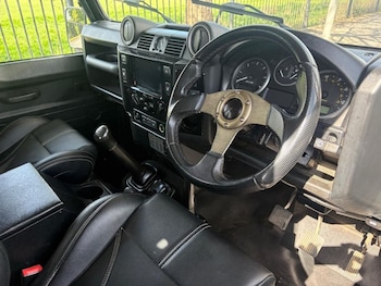 Used Land Rover Defender 2012 for sale - 78315140: Photo
