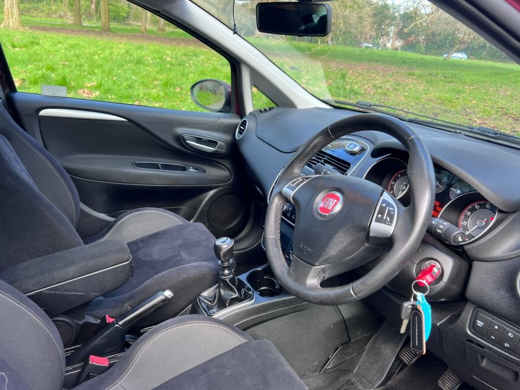 Used Fiat Punto 2012 for sale - 78124588: Photo 2