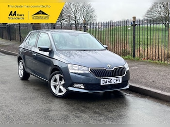 Used Skoda Fabia 2018 for sale - 77697929: Photo