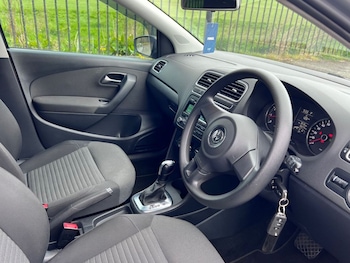 Used Volkswagen Polo 2011 for sale - 78302625: Photo