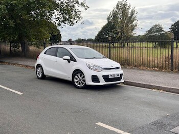 Used Kia Rio 2015 for sale - 75911507: Photo