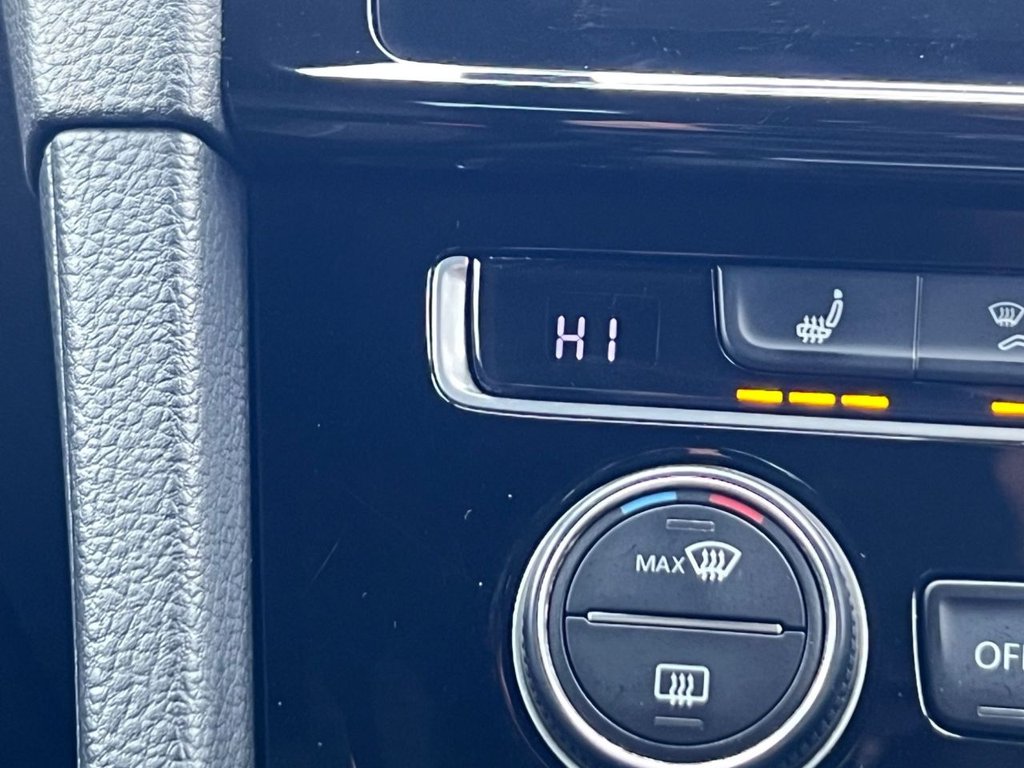 Used Volkswagen Golf 2017 for sale - 77547460: Photo 22