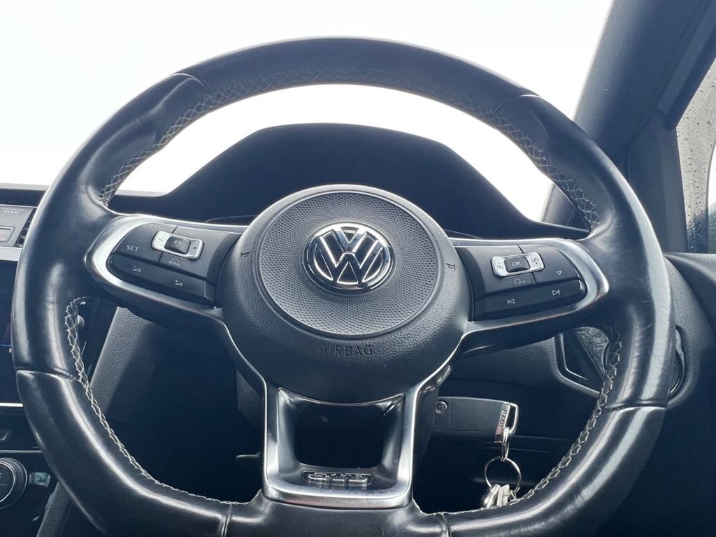 Used Volkswagen Golf 2017 for sale - 77547460: Photo 25