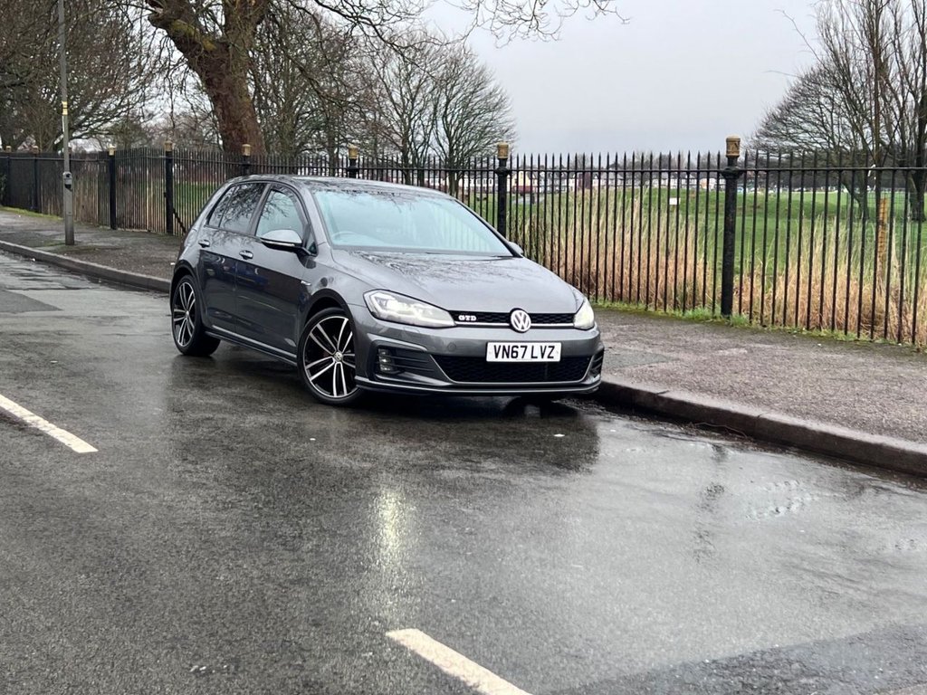Used Volkswagen Golf 2017 for sale - 77547460: Photo 4