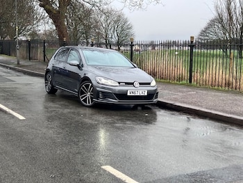 Used Volkswagen Golf 2017 for sale - 77547460: Photo