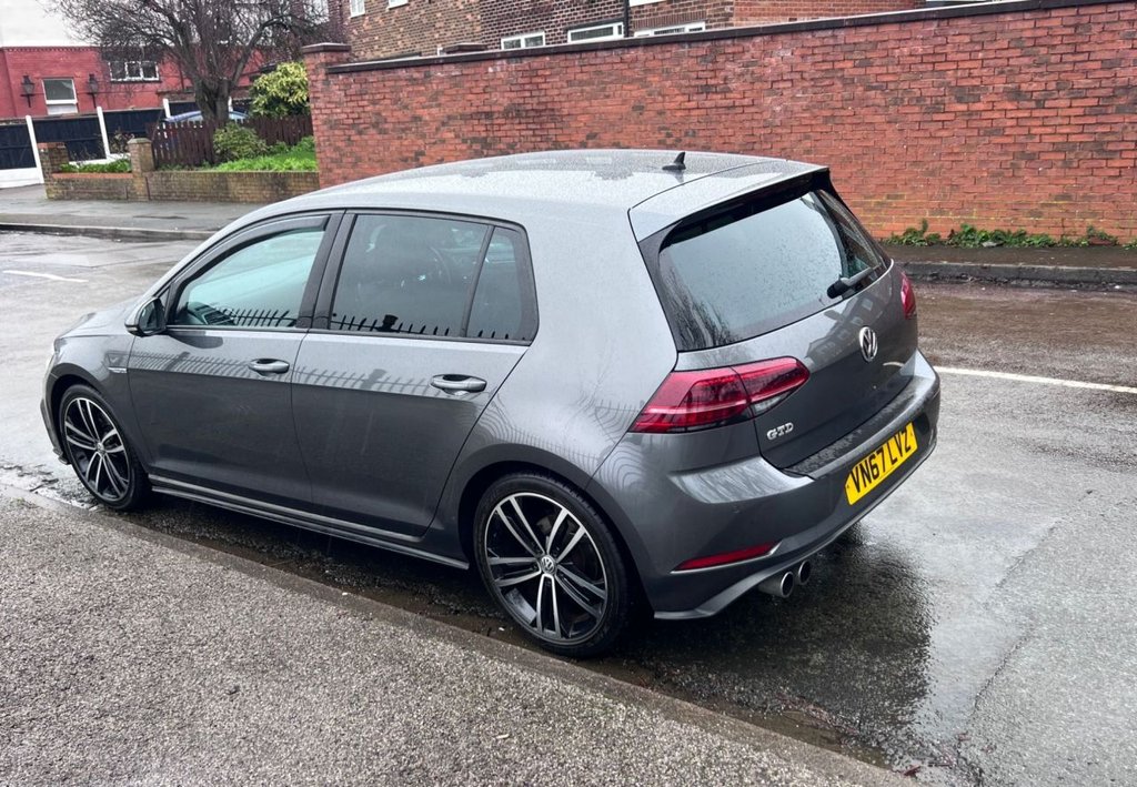 Used Volkswagen Golf 2017 for sale - 77547460: Photo 9