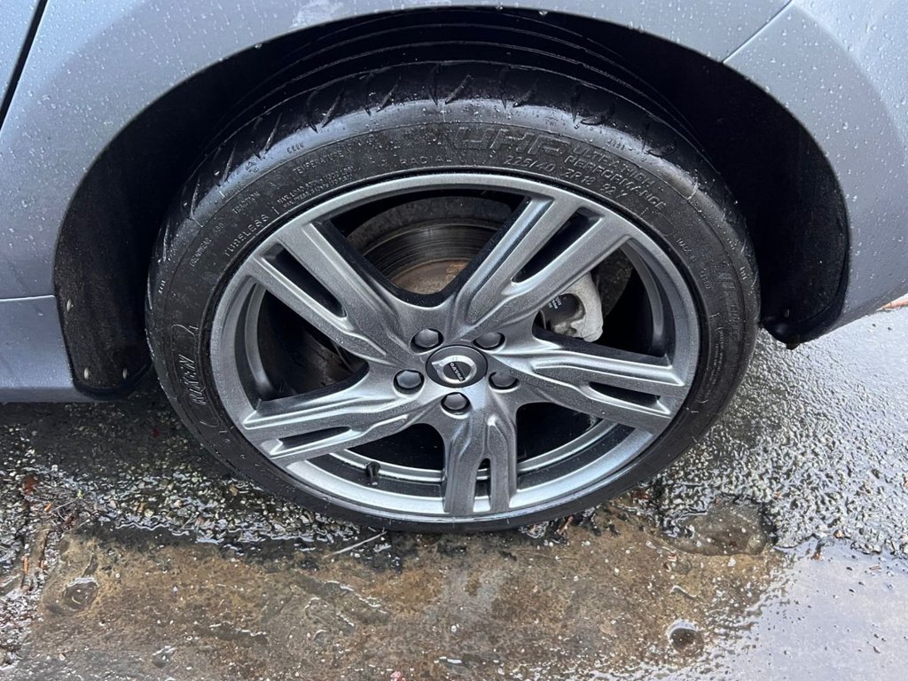 Used Volvo V40 2019 for sale - 76855118: Photo 17