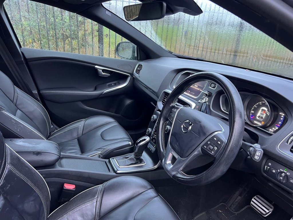 Used Volvo V40 2019 for sale - 76855118: Photo 2