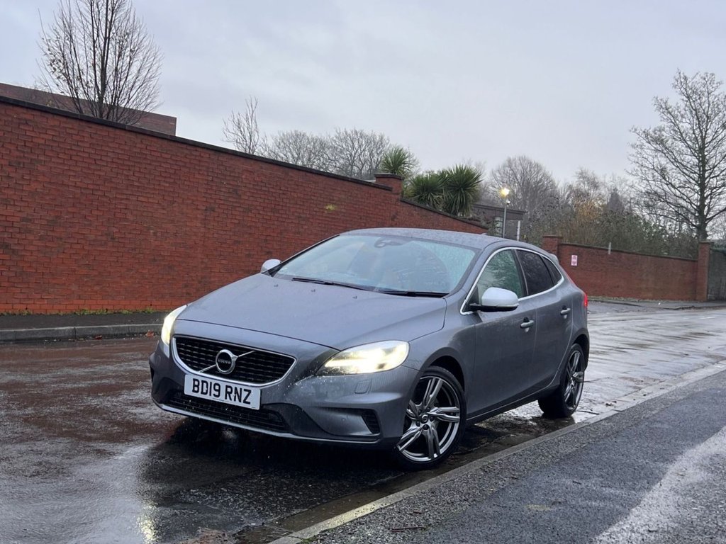 Used Volvo V40 2019 for sale - 76855118: Photo 3