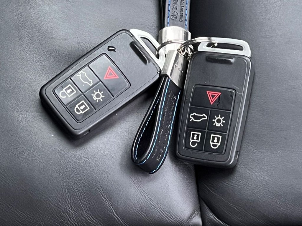 Used Volvo V40 2019 for sale - 76855118: Photo 34