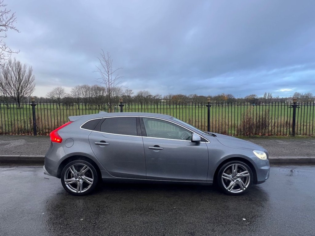 Used Volvo V40 2019 for sale - 76855118: Photo 5