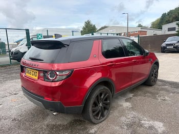 Used Land Rover Discovery Sport 2017 for sale - 79777556: Photo