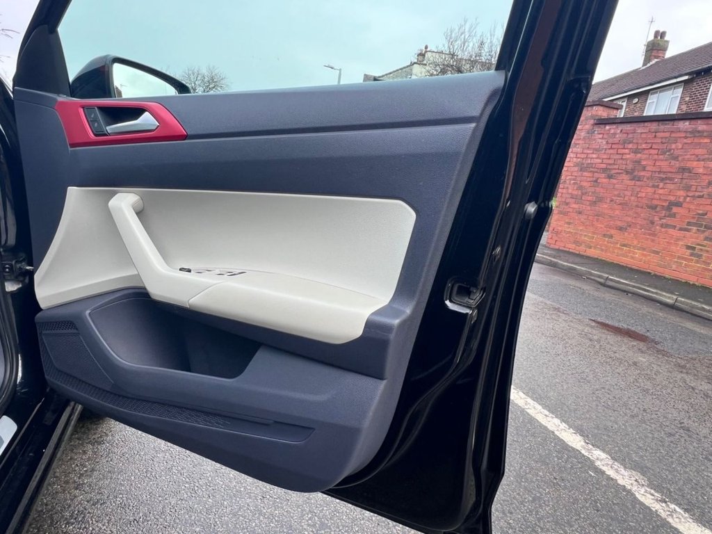 Used Volkswagen Polo 2019 for sale - 77608505: Photo 21