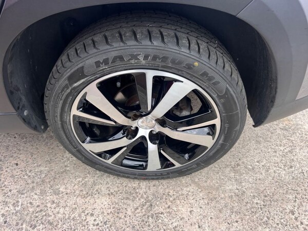 Used Peugeot 2008 2016 for sale - 76105460: Photo 17