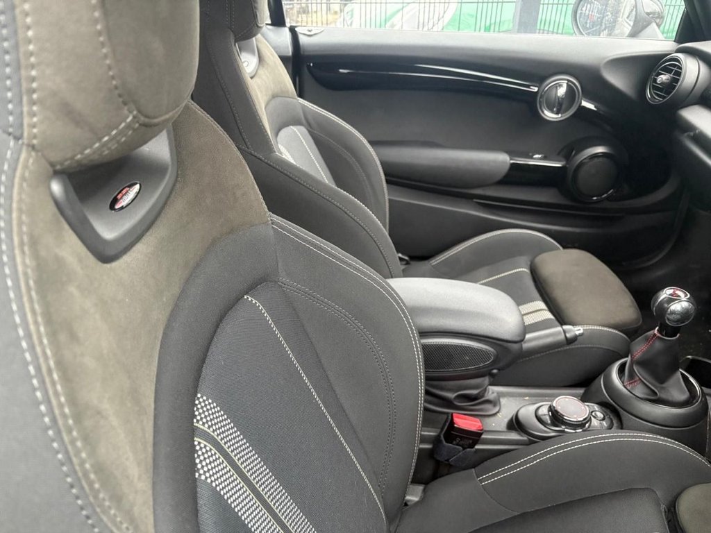 Used MINI Convertible 2019 for sale - 77805971: Photo 5