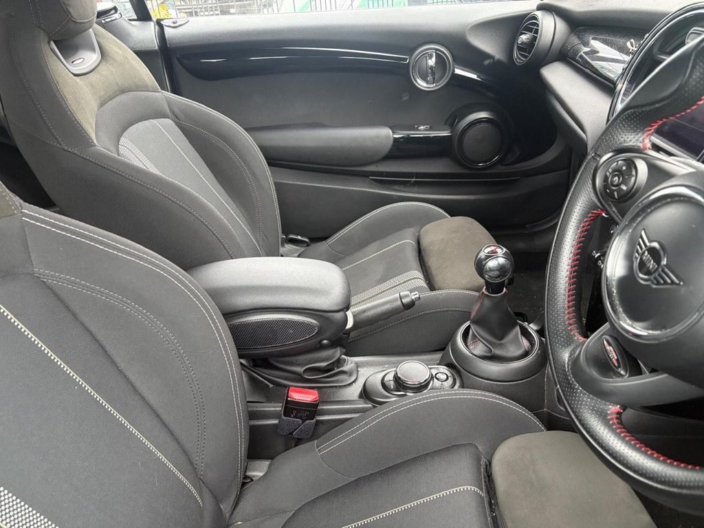 Used MINI Convertible 2019 for sale - 77805971: Photo 6