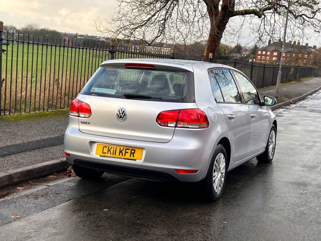 Used Volkswagen Golf 2011 for sale - 76670669: Photo 4