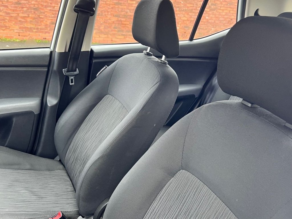 Used Hyundai i10 2012 for sale - 77697941: Photo 12