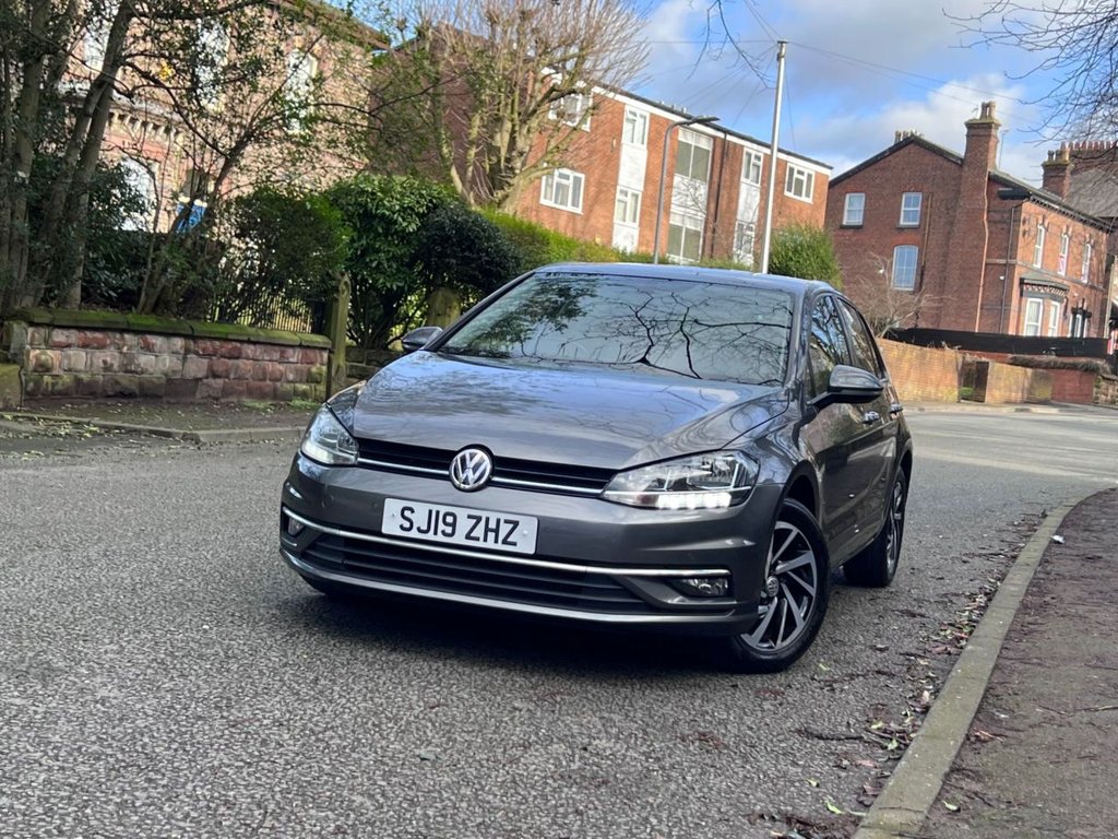Used Volkswagen Golf 2019 for sale - 77558073: Photo 3