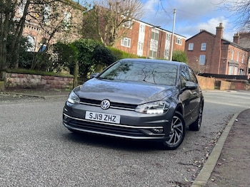 Used Volkswagen Golf 2019 for sale - 77558073: Photo