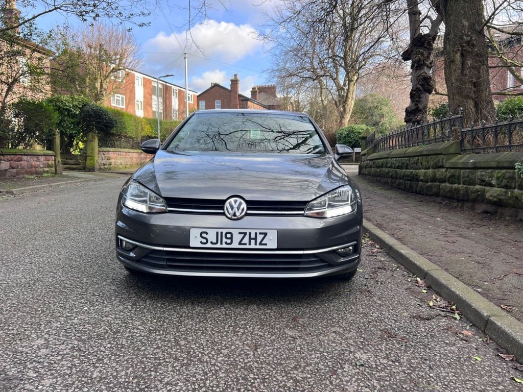 Used Volkswagen Golf 2019 for sale - 77558073: Photo 8