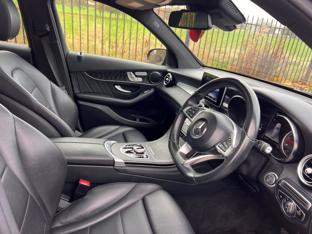 Used Mercedes-Benz GLC 2018 for sale - 76496081: Photo 2